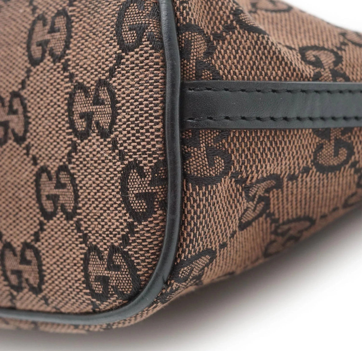 Gucci GG Canvas Boat Pochette