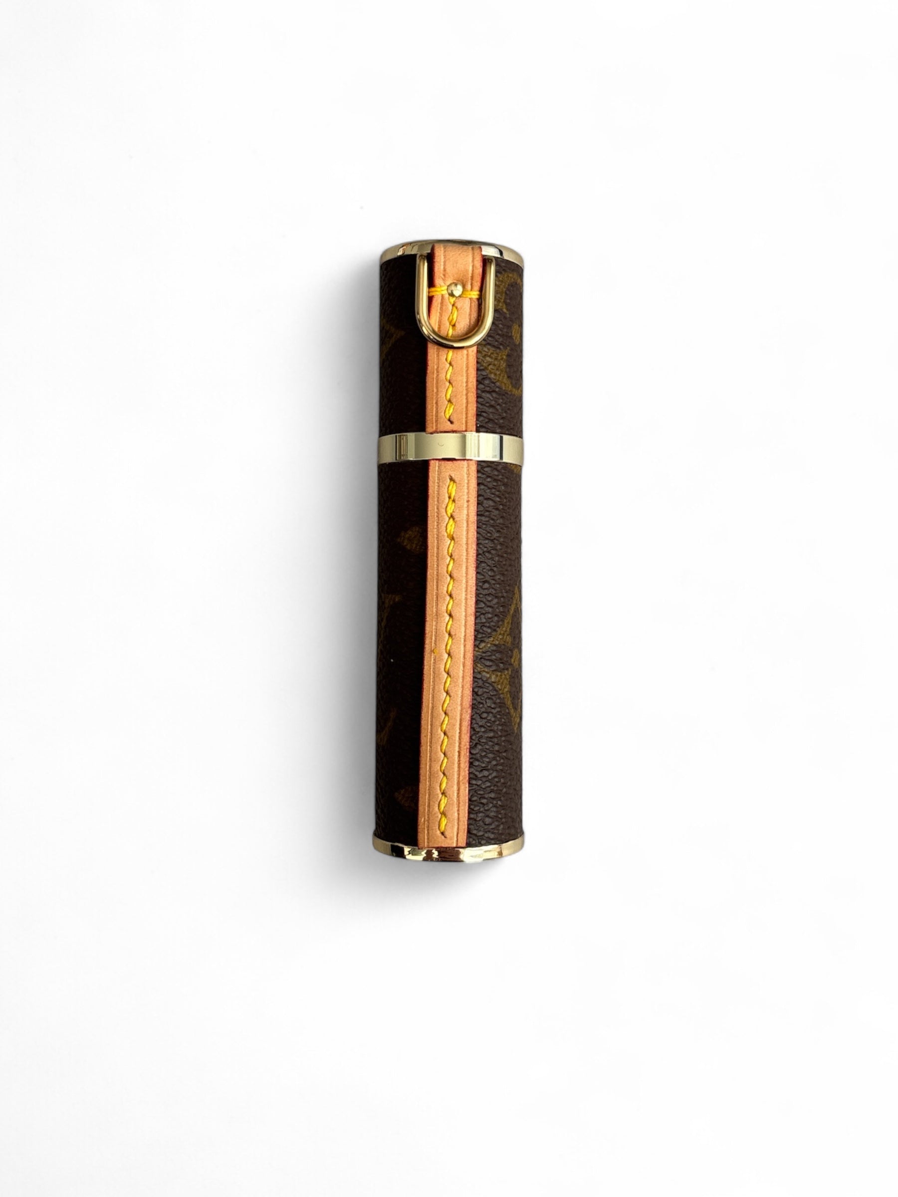 Upcycled parfumeholder