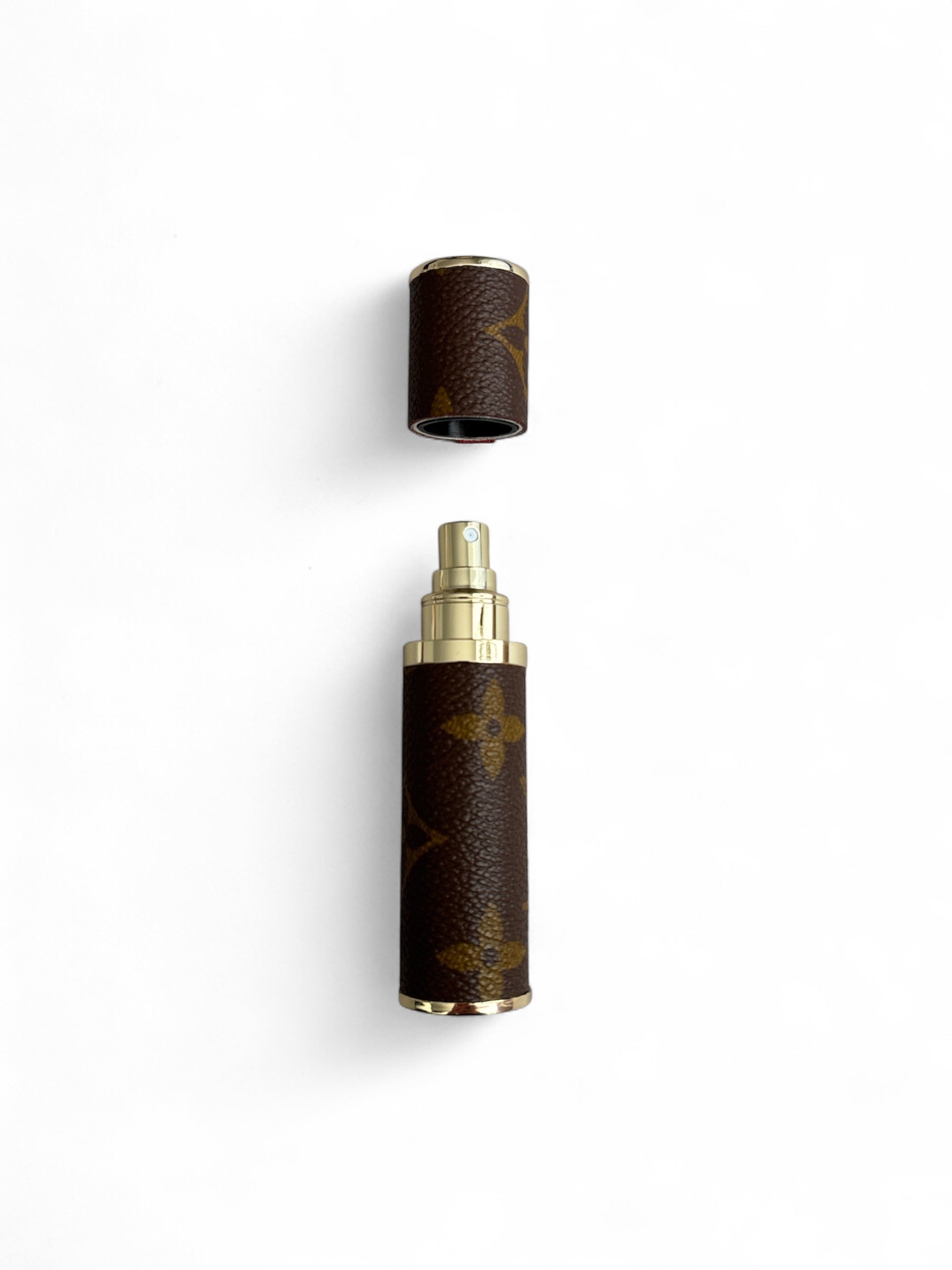 Upcycled parfumeholder